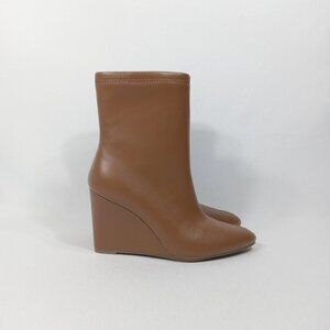 A NEW DAY Pointed Toe Wedge Heel Boot In Carmel/Brown Color Womens Size 8 *NWT
